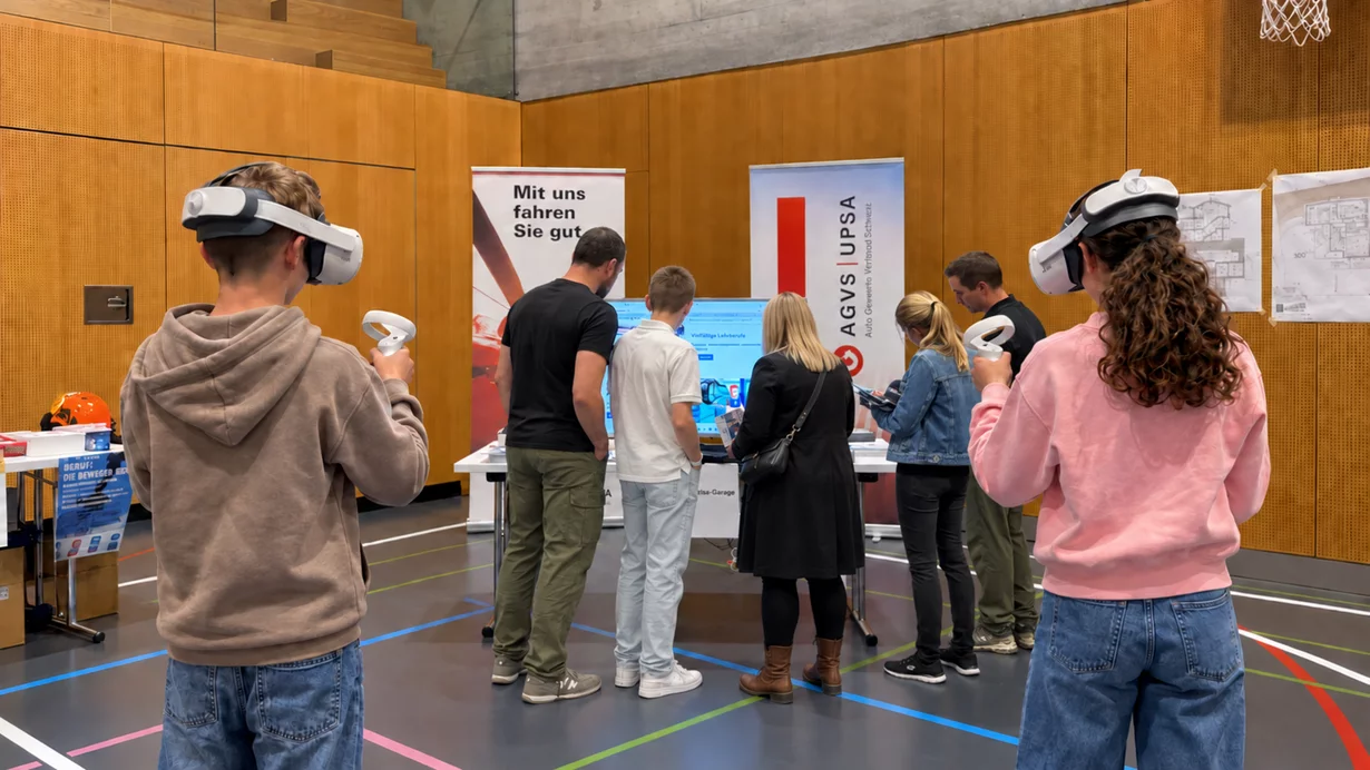 
										Autoberufe kennenlernen am Berufswahlmarkt in Klosters
									